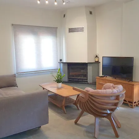 Σπίτι διακοπών Four Seasons Homes