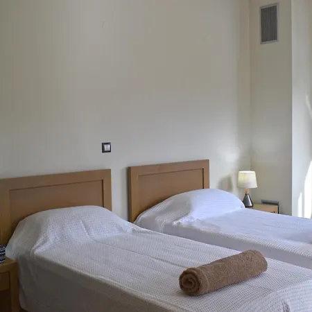 Four Seasons Homes * Σταλός